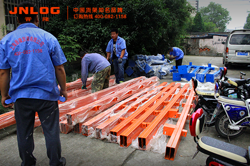 鋼平臺(tái)安裝-1.jpg 鋼平臺(tái)安裝-1.jpg